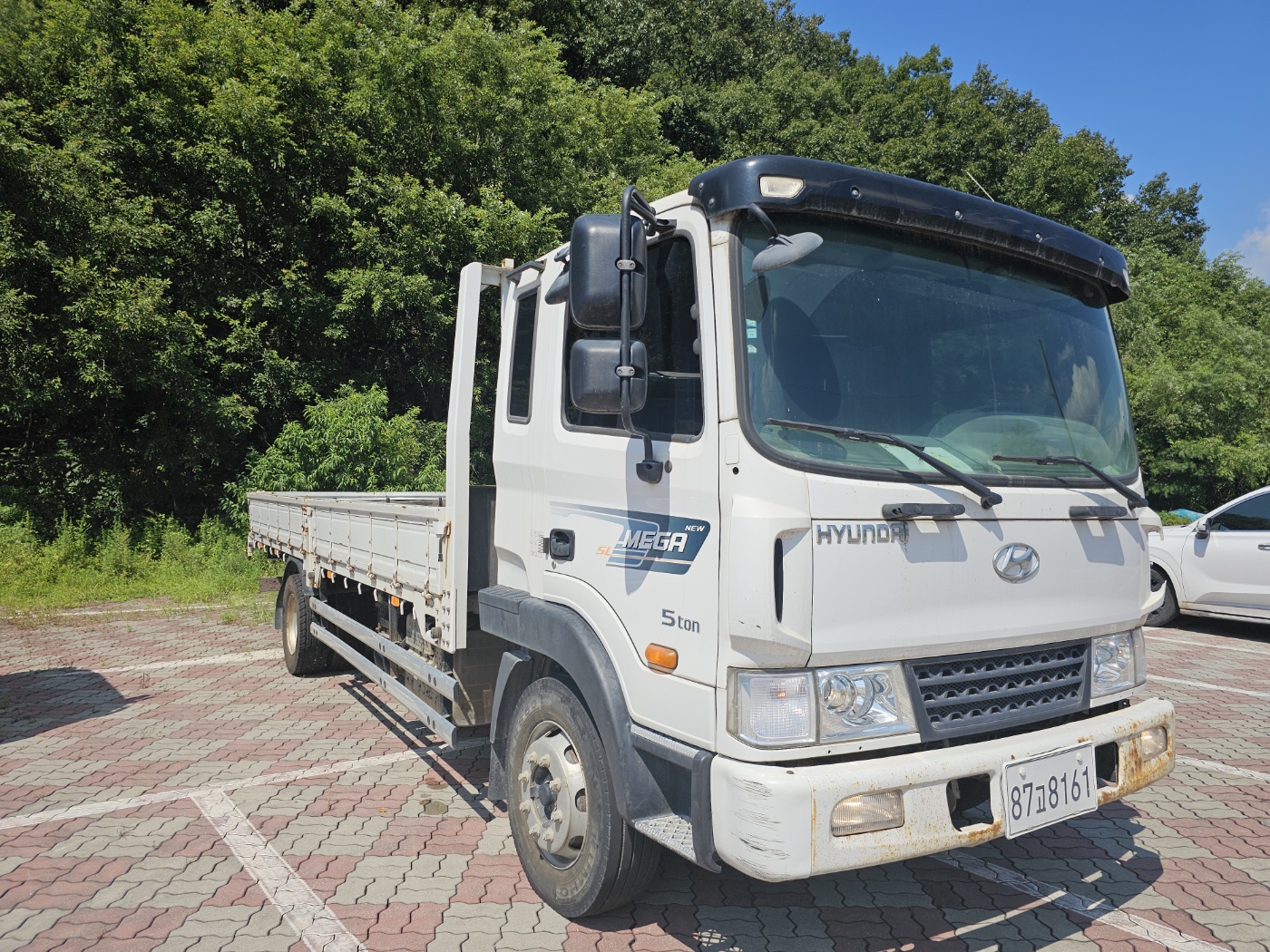 트럭앤트럭